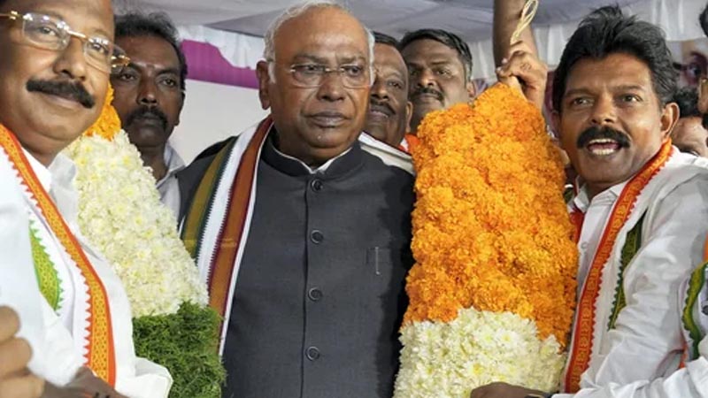 मल्लिकार्जुन खड़गे बने कांग्रेस के नये राष्ट्रीय अध्यक्ष