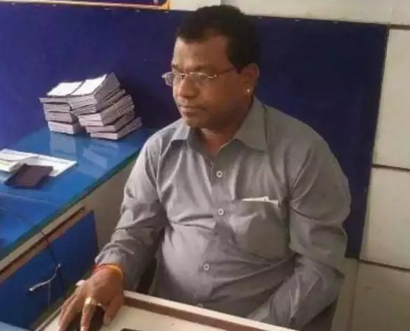 मंत्री का कारिंदा : सैलरी 10 हजार, खाते में 16 लाख, अलग-अलग घरों में 4 बीवियां..!