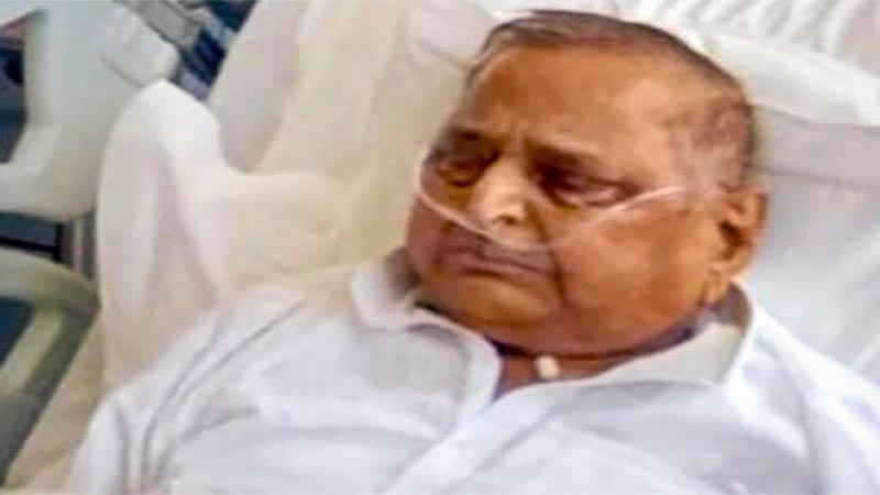 समाजवादी पार्टी के संरक्षक और उ.प्र के पूर्व मुख्यमंत्री मुलायम सिंह का स्वास्थ्य बिगड़ा, वेंटिलेटर पर लिया गया