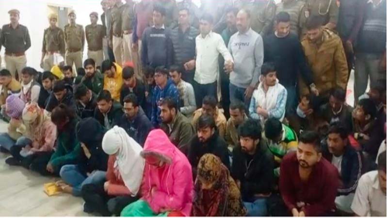 द्वितीय श्रेणी शिक्षक भर्ती परीक्षा नकल गिरोह में सम्मिलित परीक्षार्थियों को किया आजीवन परीक्षा से वंचित 