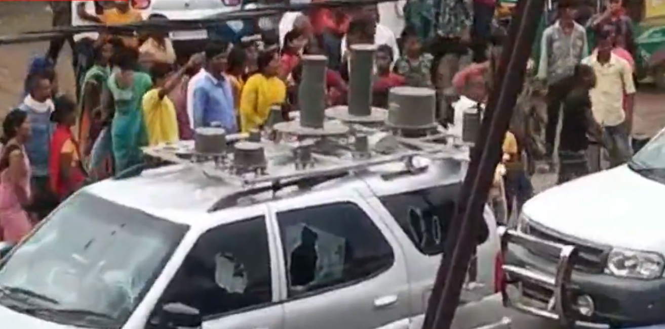 पटना में सीएम नीतीश कुमार के काफिले पर पथराव