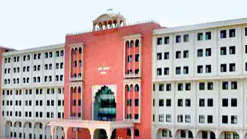 लोकसभा चुनाव 2024ः पुलिस मुख्यालय में राजस्थान और गुजरात के डीजीपी के बीच द्विपक्षीय बैठक, वांछित अपराधियों की धरपकड़ के लिए महत्वपूर्ण सूचनाओं का आदान-प्रदान