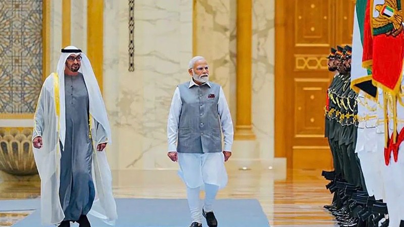 अबू धाबी में पीएम आज करेंगे मंदिर का उद्घाटन: यूएई के राष्ट्रपति ने प्रोटोकॉल तोड़ की अगवानी