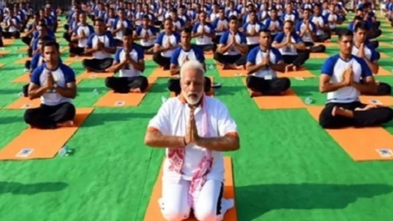 वसुधैव कुटुम्‍बकम् के लिए योग ' की भावना के साथ 21 जून को विश्व मनाएगा नौवां अंतरराष्‍ट्रीय योग दिवस