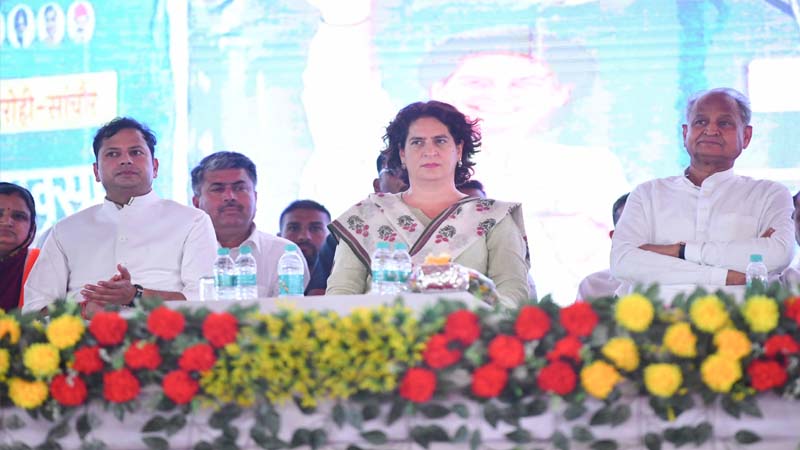 कांग्रेस की गारंटी भाजपा ने चुराई, खोखली है मोदी की गारंटी: प्रियंका गांधी