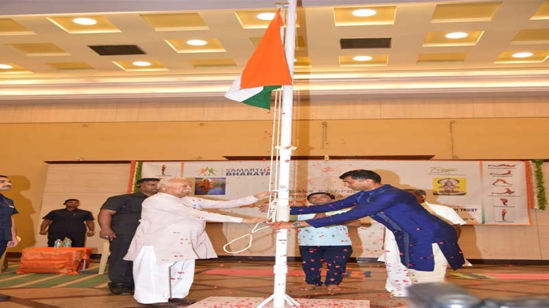 आरएसएस सरसंघचालक डॉ मोहन भागवत ने स्वतंत्रता दिवस पर बेंगलुरु में फहराया तिरंगा..!