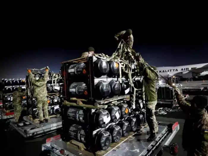 Russia-Ukraine War : यूक्रेन को कौन दे रहा हथियार? रूस ने जारी की हिट लिस्ट