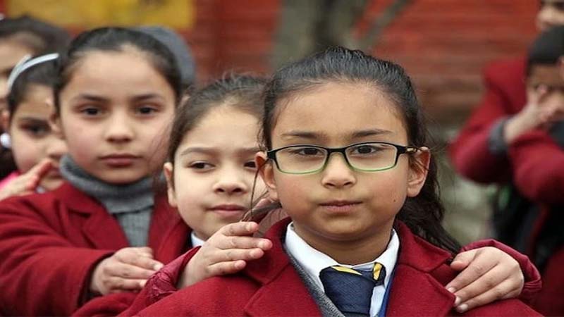 मौसम : स्कूलों में शीतकालीन अवकाश  15 जनवरी तक  बढ़ाया गया ; पारे की गिरावट ने बढ़ायी सर्दी की छुट्टियां