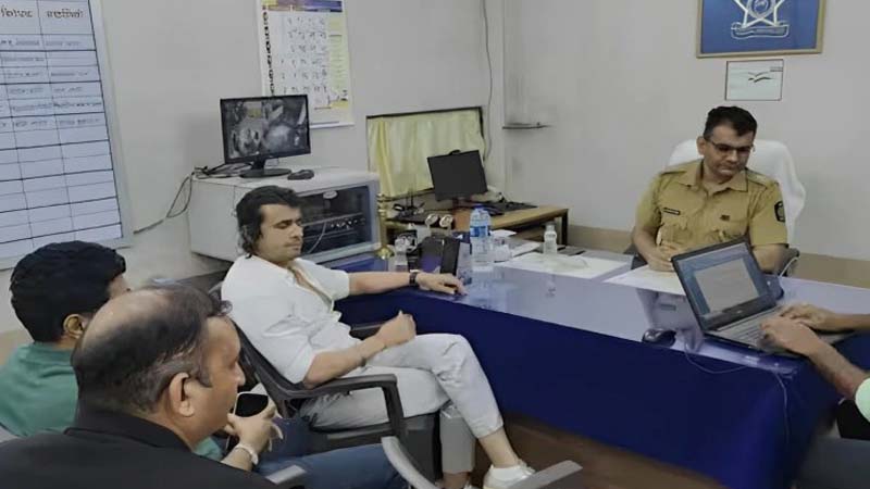 Sonu Nigam : हमले पर तोड़ी चुप्पी सोनू निगम ने , उद्धव शिवसेना गुट के एमएलए के बेटे के खिलाफ रिपोर्ट दर्ज