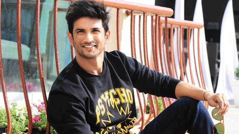 सुशांत सिंह राजपूत मौत पर फडणवीस के ताज़ा बयान के बाद प्रशंसकों ने फिर से की न्याय की मांग तेज