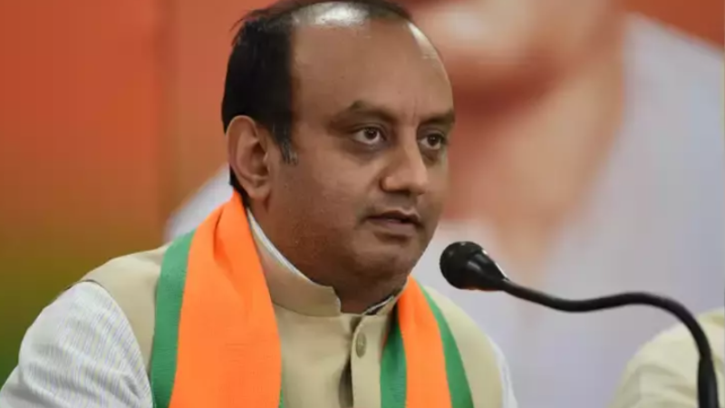 सत्याग्रह कांग्रेस के अहंकार का खुला प्रदर्शन : भाजपा,  सुधांशु त्रिवेदी ने प्रियंका गांधी को दिखाया आइना, पूछे कड़वे सवाल...क्या जवाब देंगी वो ?