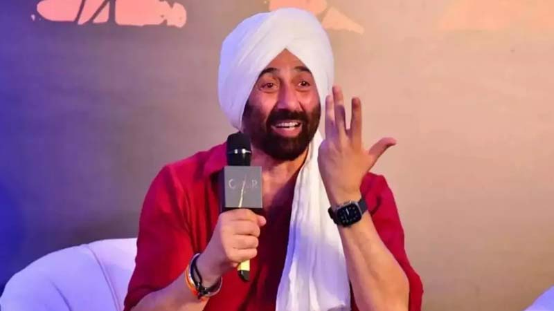 सनी देओल ने ली चैन की सांस, बंगले की अब नहीं होगी नीलामी, कांग्रेस की टिप्पणी से गरमाई सियासत