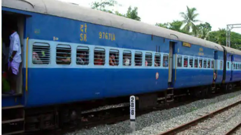 वेटिंग लिस्ट होगी ख़तम और सबको मिलेगा कन्फर्म टिकट ! 1 लाख करोड़ रुपये की नई ट्रेनें खरीदेगा रेलवे 