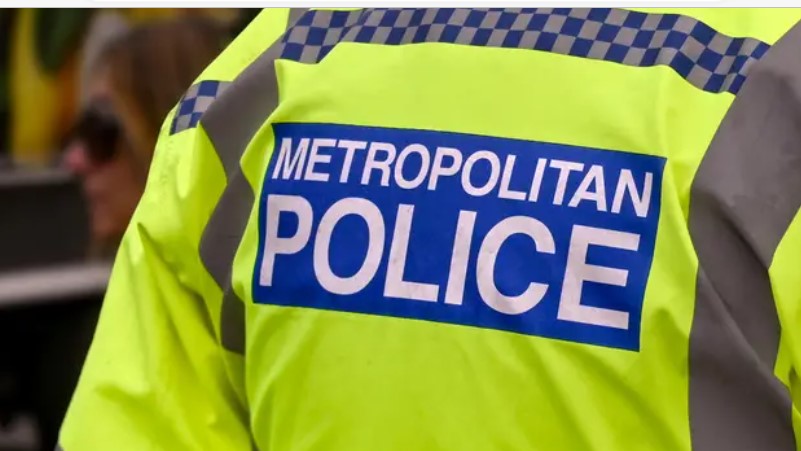 ब्रिटेन में सिख बुजुर्ग के कूड़ेदान में जलाकर डाली पवित्र पुस्तक, घृणित अपराध मान शुरू हुई जांच