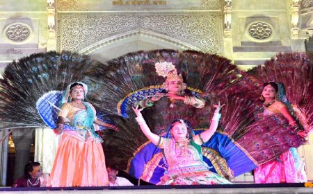 Rajasthan:  पर्यटन विभाग की ओर से लोक कला और कलाकारों को प्रोत्साहन के लिए "कल्चरल डायरीज श्रृंखला" की शुरुआत, दो दिवसीय सांस्कृतिक कार्यक्रम के पहले दिन अल्बर्ट हॉल में आयोजित हुई सांस्कृतिक संध्या