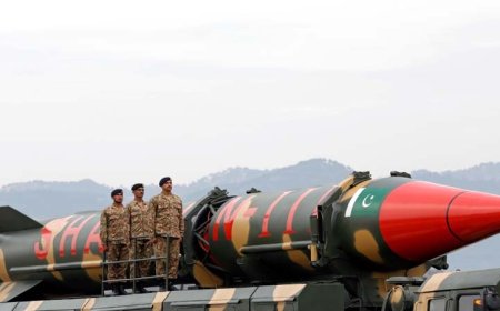 अमेरिकी प्रतिबंधों से परेशान पाकिस्तान ने मिसाइल कार्यक्रम के संदर्भ में मुस्लिम देशों से भेदभाव करने के आरोप लगाये