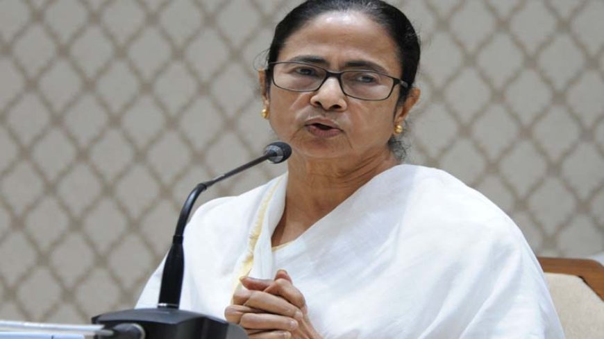 पश्चिम बंगाल की मुख्यमंत्री ममता बनर्जी ने विपक्षी गठबंधन INDIA पर नेतृत्व के लिए जताई इच्छा