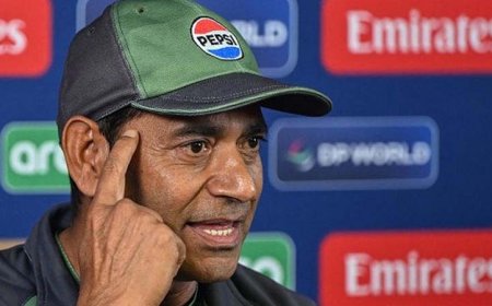 पाकिस्तानी कोच आकिब जावेद का बड़ा बयान: 'वे दुबई में किसी कारण से हैं... एक ही मैदान पर खेलना है फायदेमंद'