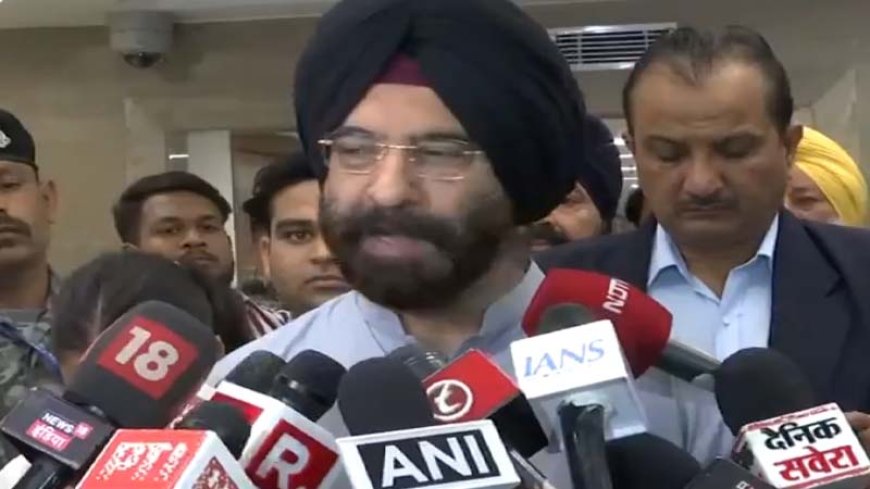 दिल्ली में 1 अप्रैल से पुराने वाहनों को नहीं मिलेगा ईंधन, हाई-राइज और होटलों में एंटी-स्मॉग गन अनिवार्य