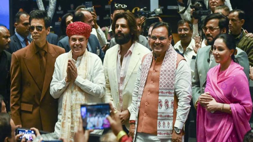 मोदी 'मेरे पसंदीदा अभिनेता हैं', राजस्थान सीएम का बयान, कांग्रेस को पीएम के खिलाफ मिला नया हथियार