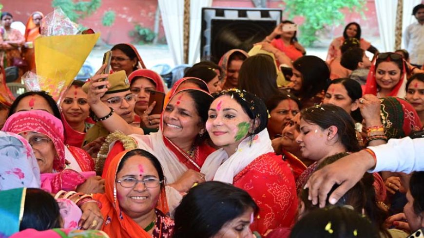 Rajasthan: जगह- जगह हो रहे फागोत्सव के आयोजन, डिप्टी सीएम दिया कुमारी के सिविल लाइंस कार्यालय पर "फूलों संग होली" कार्यक्रम का आयोजन