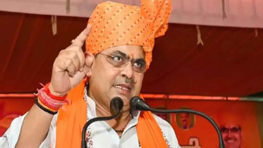 "हर योद्धा का अपमान": राजस्थान के मुख्यमंत्री ने समाजवादी पार्टी सांसद के 'गद्दार' वाले बयान पर कड़ी प्रतिक्रिया दी