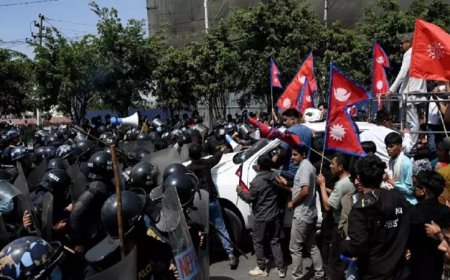 नेपाल में राजतंत्र की वापसी के लिए प्रदर्शनों का जोर: क्या नेपाल फिर से राजशाही की ओर बढ़ रहा है?