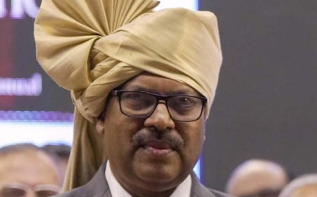 राष्ट्रपति मुर्मू ने बी.आर. गवई को 14 मई से भारत का मुख्य न्यायाधीश नियुक्त किया