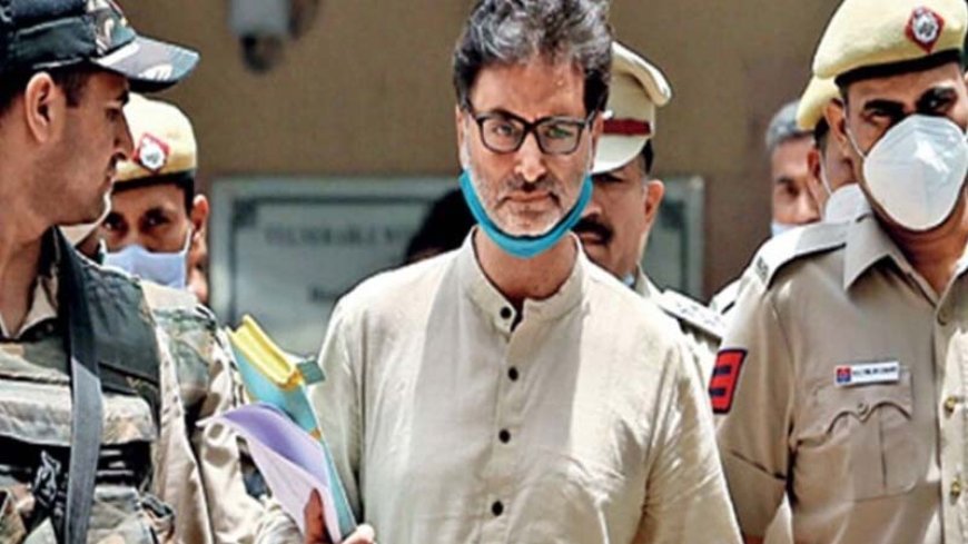 यासीन मलिक ने सुप्रीम कोर्ट में कहा, "मैं आतंकवादी नहीं, सिर्फ एक राजनीतिक नेता हूं; मुझसे 7 प्रधानमंत्री बातचीत कर चुके हैं।"