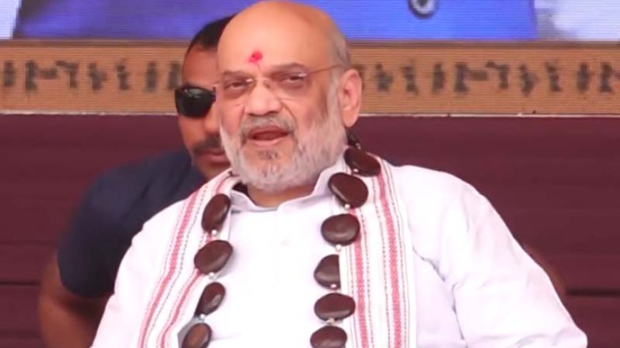 'हथियार छोड़िए, विकास का हिस्सा बनिए': नक्सलियों से अमित शाह की अपील