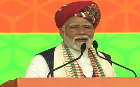 "रोटी खाओ, वरना मेरी गोली तो है ही": पाकिस्तान को PM मोदी की दो टूक चेतावनी