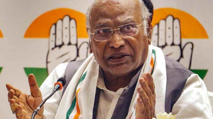 ‘मोदी सरकार ने देश को गुमराह किया, युद्ध का धुंध अब छंट रहा है’: CDS की ‘ऑपरेशन सिंदूर’ पर टिप्पणी के बाद कांग्रेस का हमला