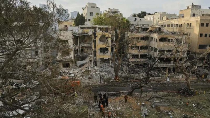 इज़राइल-ईरान संघर्ष: वार्ता के लिए ईरान EU नेताओं से मिलेगा, अमेरिका अभी भी सैन्य विकल्पों पर विचार में