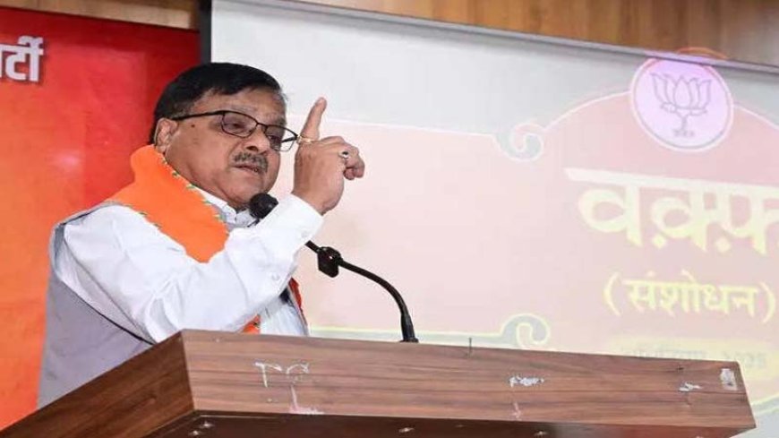 "मुख्यमंत्रियों को बदलना कांग्रेस की परंपरा है, भाजपा की नहीं": राजस्थान प्रभारी राधा मोहन दास अग्रवाल