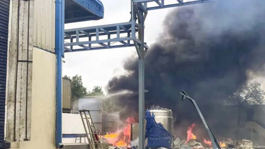 हैदराबाद के पास रासायनिक फैक्ट्री में भीषण विस्फोट: 15 मजदूरों की मौत, 35 घायल