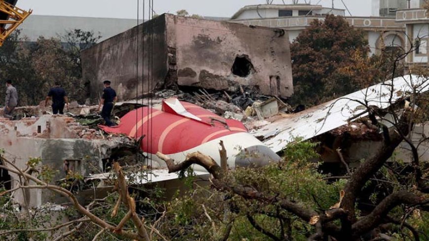 एयर इंडिया क्रैश रिपोर्ट: टेक-ऑफ के कुछ सेकंड में दोनों इंजन बंद हो गए, रिपोर्ट में चौंकाने वाले खुलासे