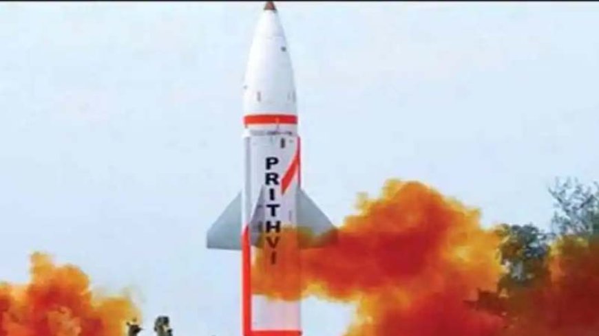 भारत ने पृथ्वी-2 और अग्नि-1 बैलिस्टिक मिसाइलों का सफल परीक्षण किया, लद्दाख में 'आकाश प्राइम' ने ऊंचाई पर उड़ते लक्ष्यों को मार गिराया