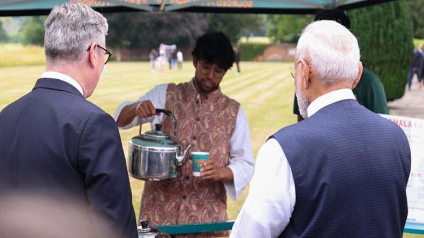 "एक चायवाले से दूसरे चायवाले तक": ब्रिटेन में भारतीय टी-सेलर की पीएम मोदी से मुलाकात वायरल