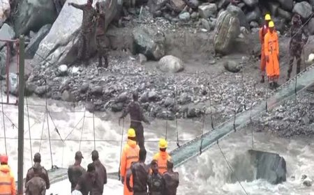 उत्तरकाशी: बाढ़ के बाद लोगों की निकासी जारी, 1,000 से अधिक हवाई मार्ग से सुरक्षित स्थान पर लाए गए