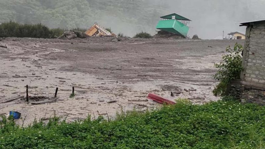 उत्तराखंडः बादल फटने से उत्तरकाशी में 4 की मौत, 50 लापता; रेस्क्यू ऑपरेशन जारी