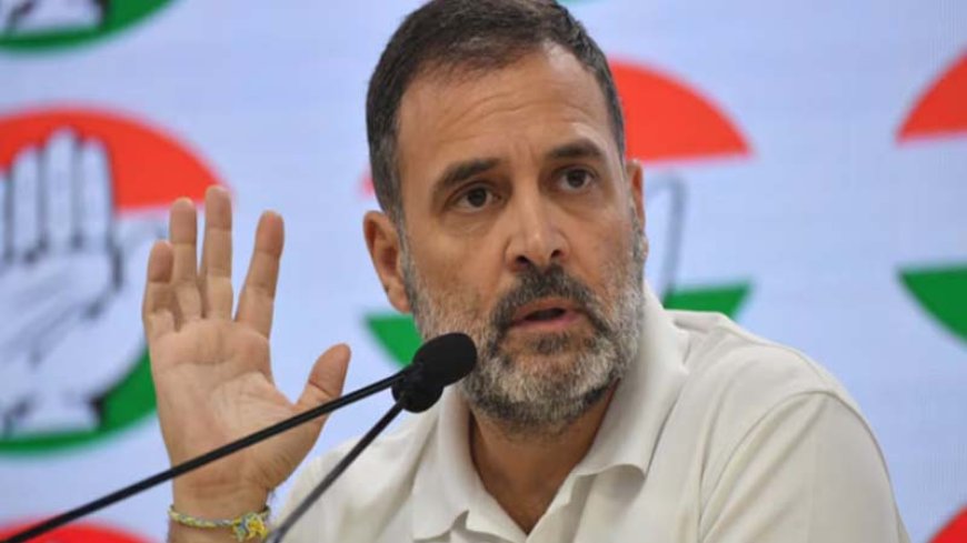 ‘लिखित हलफनामा देकर सबूत दें’: ‘वोट चोरी’ आरोपों पर चुनाव आयोग की राहुल गांधी व कांग्रेस को नसीहत