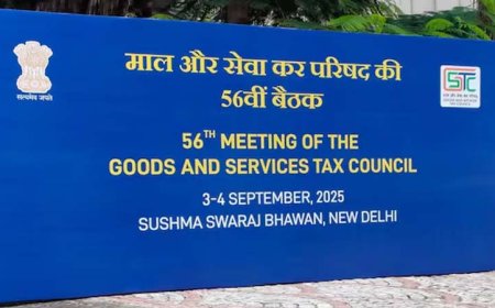 जीएसटी परिषद ने दी बड़ी राहत, अब दो स्लैब 5% और 18% रहेंगे, कुछ वस्तुओं पर लगेगा 40% टैक्स
