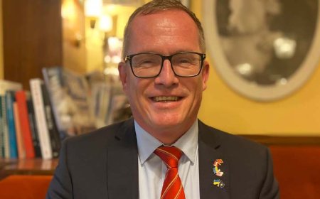 ऑस्ट्रियाई अर्थशास्त्री गुनथर फेलिंगर की ‘भारत को तोड़ने’ की अपील पर हंगामा; पुराने पोस्ट में राहुल गांधी को पीएम पद का समर्थन