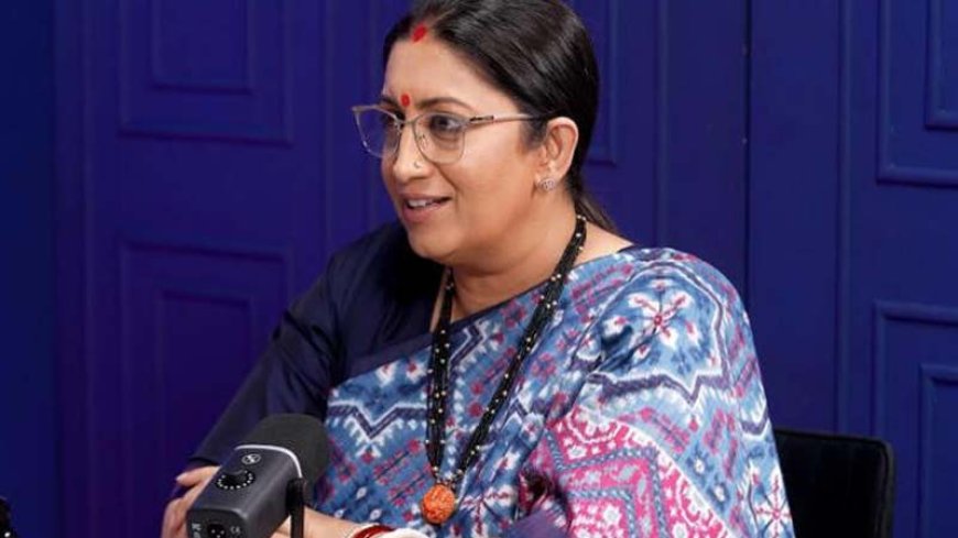 स्मृति ईरानी ने पीएम मोदी को लेकर तोड़ा सबसे बड़ा मिथक, कहा.. “व्यक्ति या तो जानता नहीं या झूठ बोल रहा है..”