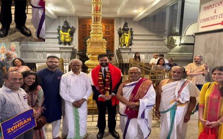 मंदिर में जूते पहनने पर घिरे ज़ोहरन ममदानी.. नेटिज़न्स बोले, “किसी ने उनसे जूते उतारने तक के लिए नहीं कहा..!”