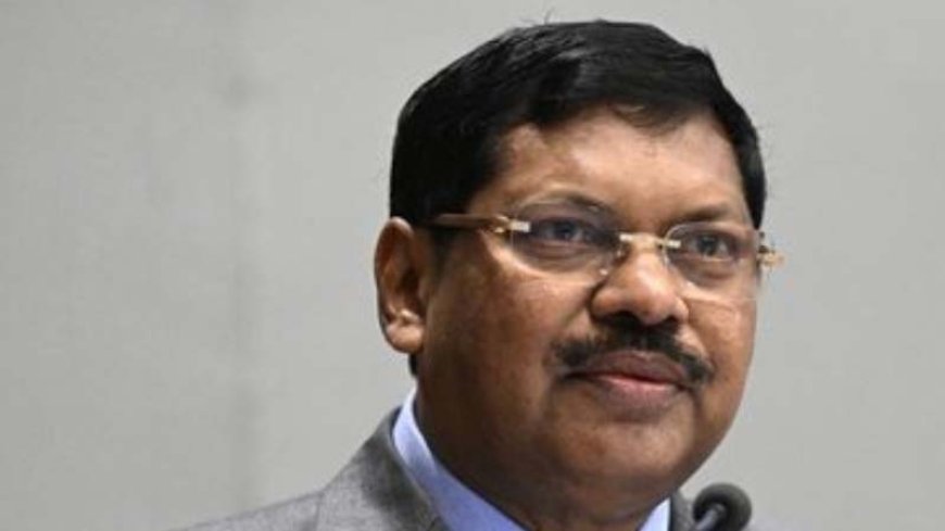 ‘ईश्वर ने पूछा, कैसे चैन से सो सकता हूं’ — जूता फेंकने वाले वकील ने CJI की खजुराहो टिप्पणी का दिया हवाला