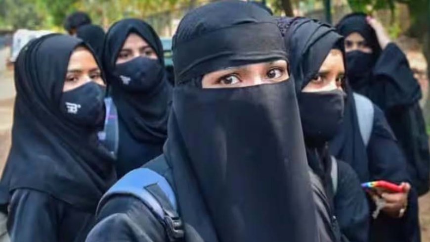 केरल के एक स्कूल में हिजाब विवाद: हाईकोर्ट ने स्कूल को दी पुलिस सुरक्षा