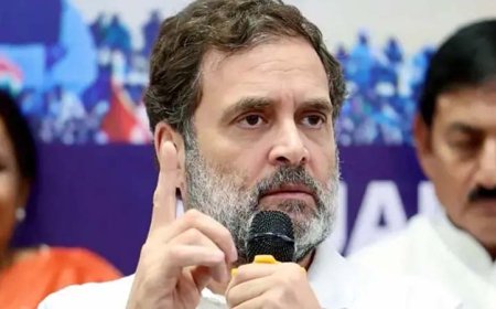 सावरकर मानहानि मामला: राहुल गांधी के भाषण वाली CD खाली निकली, कोर्ट में हंगामा..!