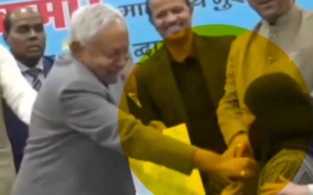 पटना में विवाद: महिला डॉक्टर का हिजाब खींचने के आरोप में घिरे मुख्यमंत्री नीतीश कुमार