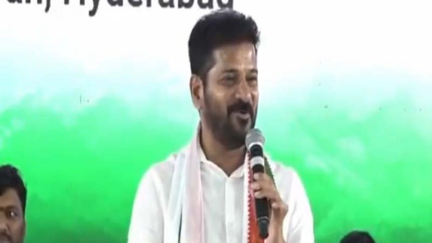 मुख्यमंत्री रेवंत रेड्डी के बयान से विवाद भड़का, विपक्ष ने तत्काल माफी की मांग उठाई